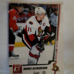 2010-11 Donruss Artist's Proof Daniel Alfredsson /100