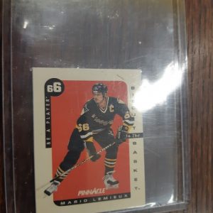 1996-97 Be A Player Mario Lemieux Biscuit in the Basket Mini Card