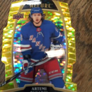 2019-20 ALLURE  Artemi Panarin yellow taxi
