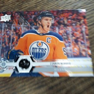 2019-20 Upper deck Connor Mcdavid oilers