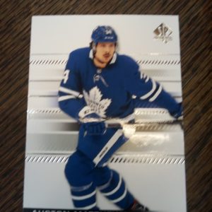 2019-20 UD authentic Auston Matthews