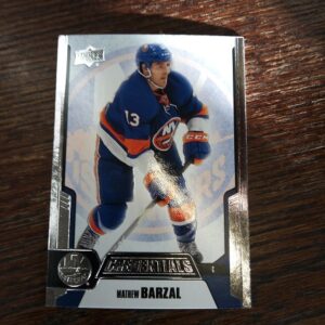 2019-2020 credentials Mathew Barzal