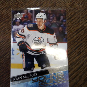 2020-21 UD series 1 Ryan McLeod young guns