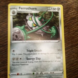 Ferrothorn [Triple Smash | Energy Slap]  Sword & Shield