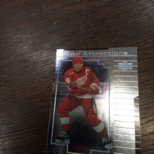 2000 Gate Attractions UD Steve Yzerman