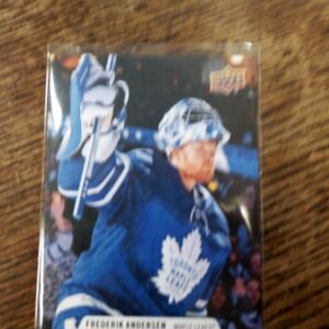 2020-21 series 1 UD Canvas Frederik Andersen