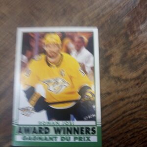 2020-21 OPC Award Winniers Roman Josi pink