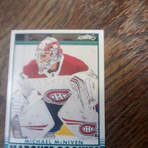 2020-21 OPC Marquee rookies recrues de renom Michael McNiven pink