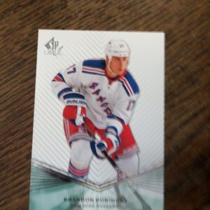 2011-12 UD sp authentic Brandon Dubinsky