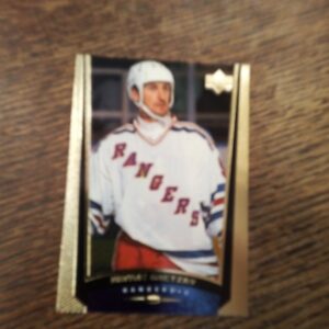 1999-2000 UD Wayne Gretzky