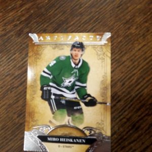 2020-2021 Upper Deck series artifacts Miron Heiskanen