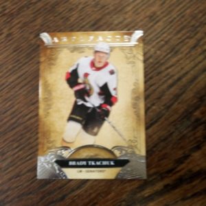 2019-2020 UD artifacts Brady Tkachuk