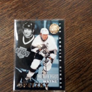 1995 fleer ultra Premier Pivot Wayne Gretzky