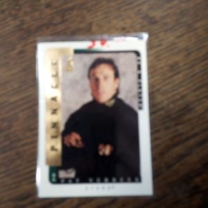 1997-98 pinnacle be a player Pat Verbeek sign
