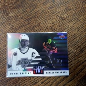 1993-94 UD next line Wayne Gretzky Mikael Nylander