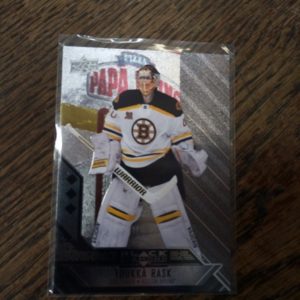 2014-15 UD black diamond Tuukka Rask