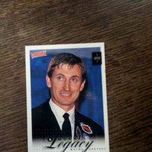 1999-2000 victory Wayne Gretzky call it a career