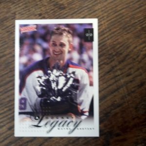 1999-2000 raising the cup Wayne the gretzky