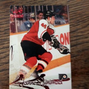 1997-98 pacific paramount Janne Niinimaa