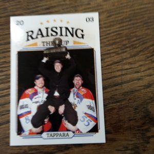 2021-2022 sm-liiga raising the cup