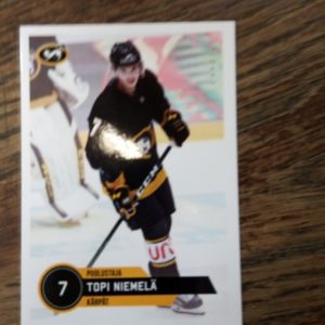 2021-22 sm liiga Topi Niemelä