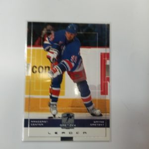 2000--01 UD Wayne Gretzky Leader