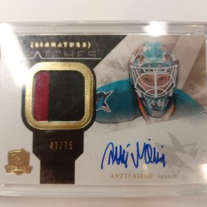 2010-11 Upper Deck The Cup Signature Patches Antti Niemi /75
