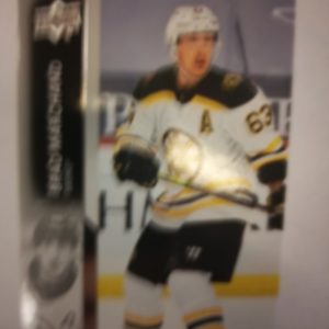2021-22 UD series 1 Brad Marchand