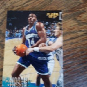 1996-97 fleer Anthony Mason