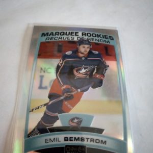 2019-20 NHL O-Pee-Chee Platinum Marquee Rookies Rainbow Emil Bemstrom