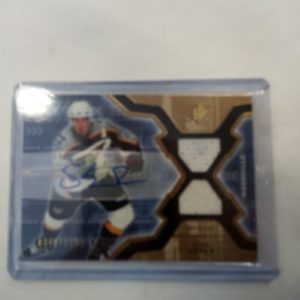 2006-07 spx hockey Shea Webber signature jersey