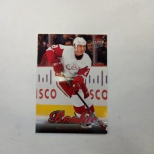 2007-08 NHL Fleer Ultra Rookie Matt Ellis