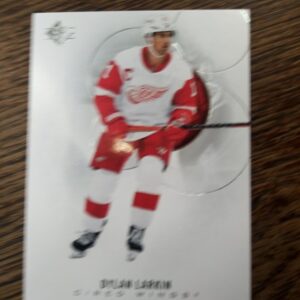 2020-21 SP Dylan Larkin