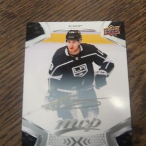 2021-22 UD mvp sign Gabe Villard