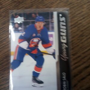 2021-22 UD young guns Robin Salo