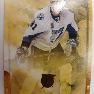 2010-11 Artifacts Steven Stamkos