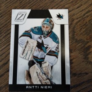 2011 panini Zenith Antti Niemi