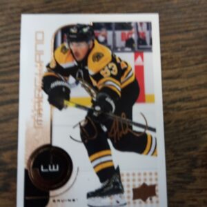 2022-23 UD mvp Brad Marchand sign
