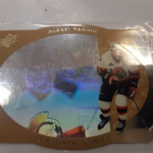 1996-97 SPx Holo Die-cut Alexei Yashin