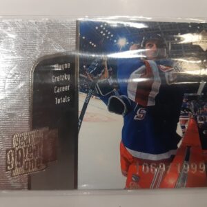1998-99 Upper Deck Year of the Great One /1999 Wayne Gretzky GO30 die-cut