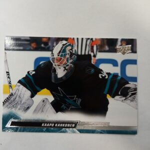 2022-23 UD series 1 Kaapo Kahkonen