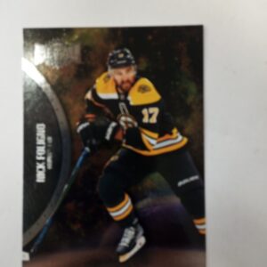 2021-22 Metal universe sky box Nick Foligno