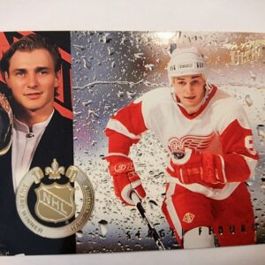 1994-1995 Fleer Ultra Hart Trophy Sergei Fedorov