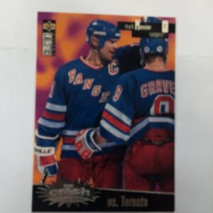 1995-96 UD Mark Messier you crash the game Silver