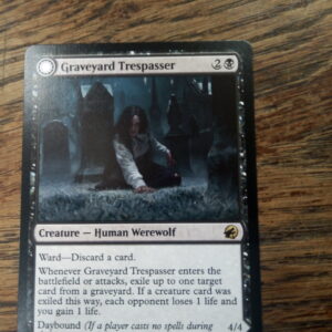 Graveyard Trespasser // Graveyard Glutton Innistrad: Midnight Hunt