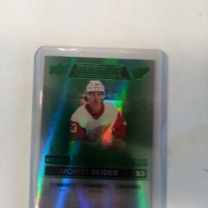 2021-2022 Upper Deck Credentials debut ticket access 1/25 Moritz Seider