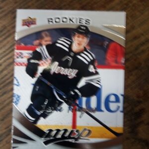 2023-24 UD MVP rookies signature Luke hughes