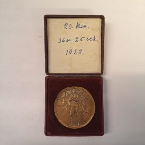 T.U.L:n Vaasan piirin mestaruus 20 km pyöräily 1928 kulta mitali (K)