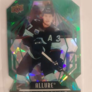 2022-23 Upper Deck Allure Green Rainbow die-cut Yanni Gourde
