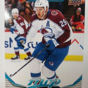 2022-2023 UD mvp Nathan McKinnon